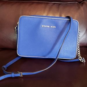 Michael Kors cross body purse